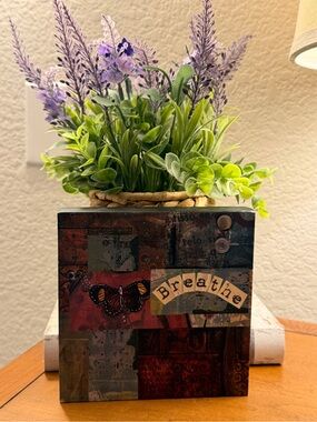 Demdaco Kelly Rae Roberts Mixed Media Wall  or Tabletop Print of “Breathe”